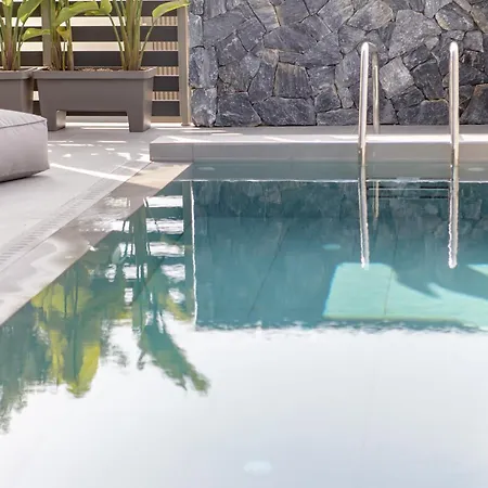 Konpolis - Adults Only Over 12 *