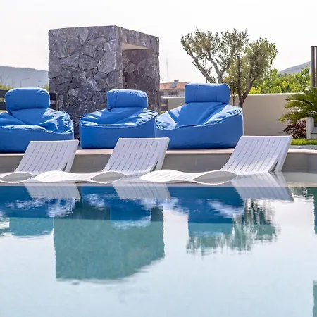 Konpolis - Adults Only Over 12 Szálloda *