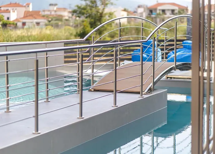 Konpolis - Adults Only Over 12